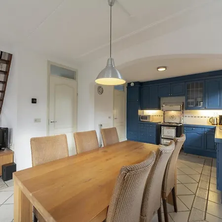 Beautifully Situated Luxury On The Water Callantsoog