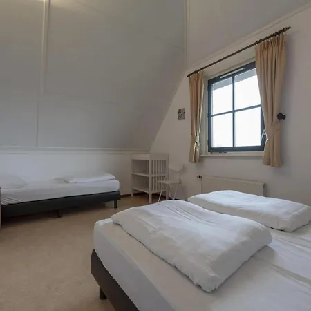 Villa Beautifully Situated Luxury On The Water
