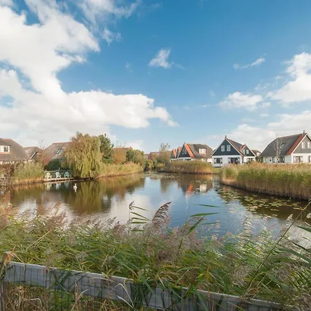 Villa Beautifully Situated Luxury On The Water *