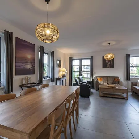 Beautifully Situated Luxury On The Water Villa Callantsoog