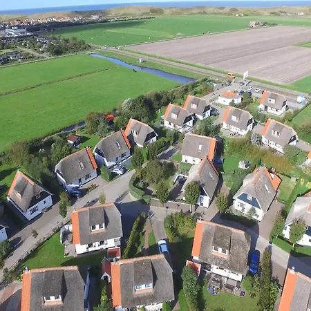 With View Over The Park De Buitenplaats *