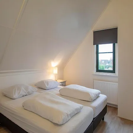 Beautifully Situated Luxury On The Water Villa Callantsoog