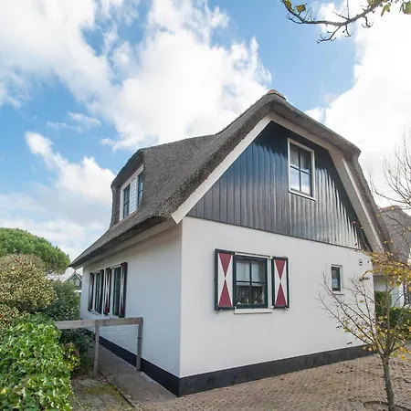 With View Over The Park De Buitenplaats Callantsoog