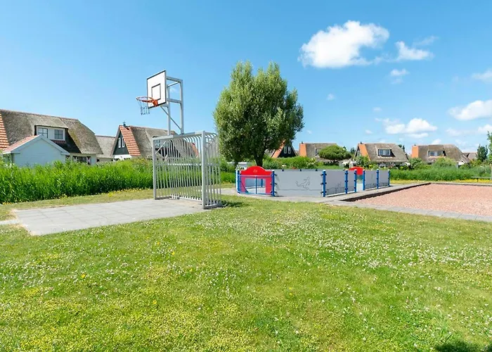 Villa With View Over The Park De Buitenplaats