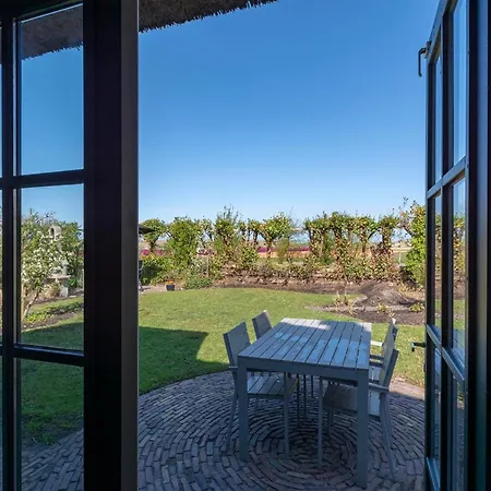 With View Over The Park De Buitenplaats * Callantsoog