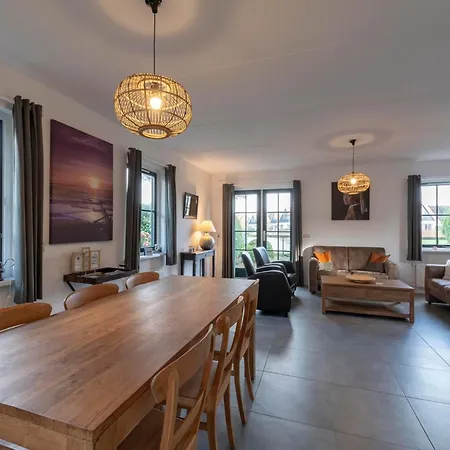 With View Over The Park De Buitenplaats Callantsoog